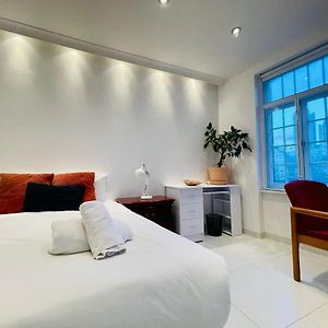 Deluxe Studio met een King Size Bed
